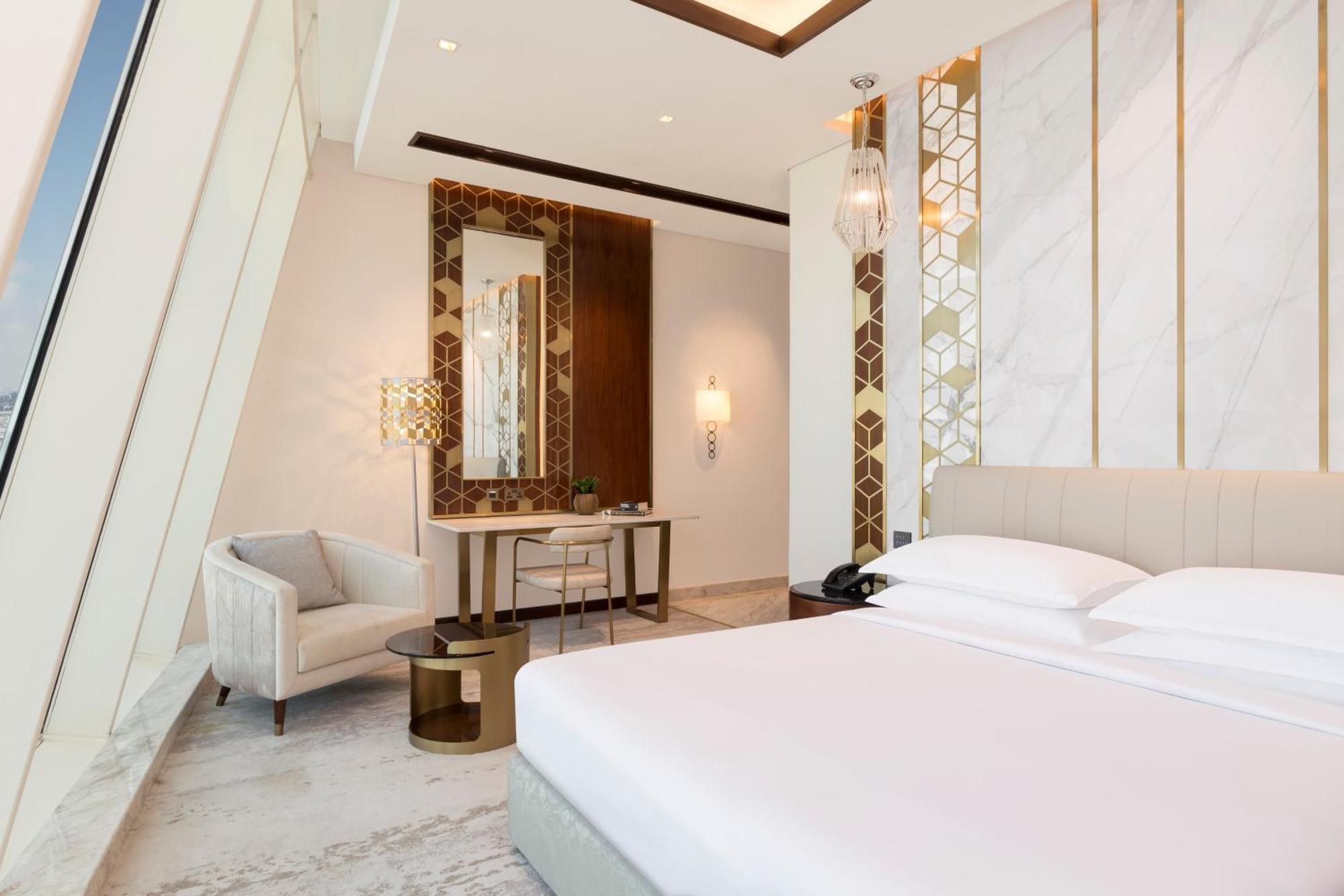 Deluxe King Room